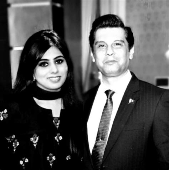 Arshad Sharif’s Wife: Meet Javeria Saddique
