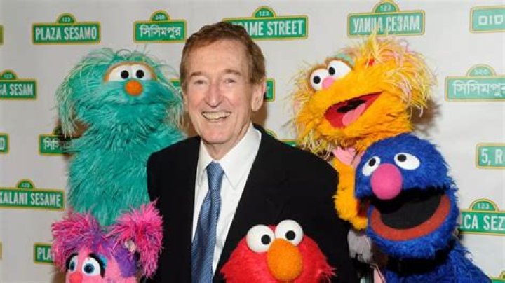 Bob Mcgrath Obituary | How Did Mr. Hooper Die On Sesame Street