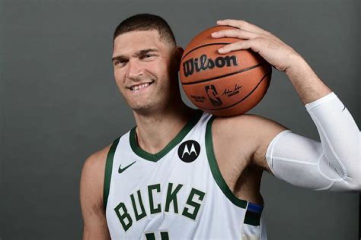 Brook Lopez Net Worth: How Much Is Brook Lopez Worth?