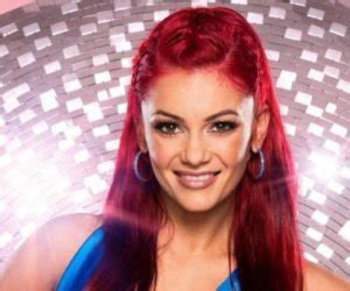 Dianne Buswell Age, Bio, Height, Career, Parents, Net worth