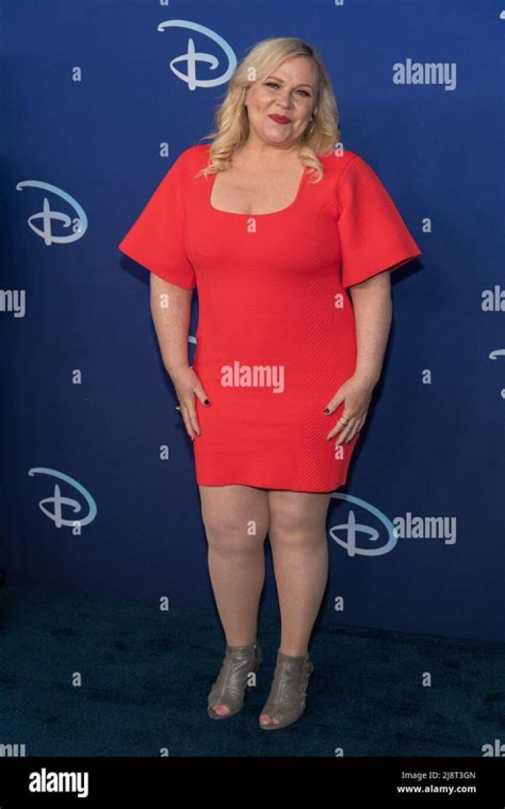 Holly Rowe