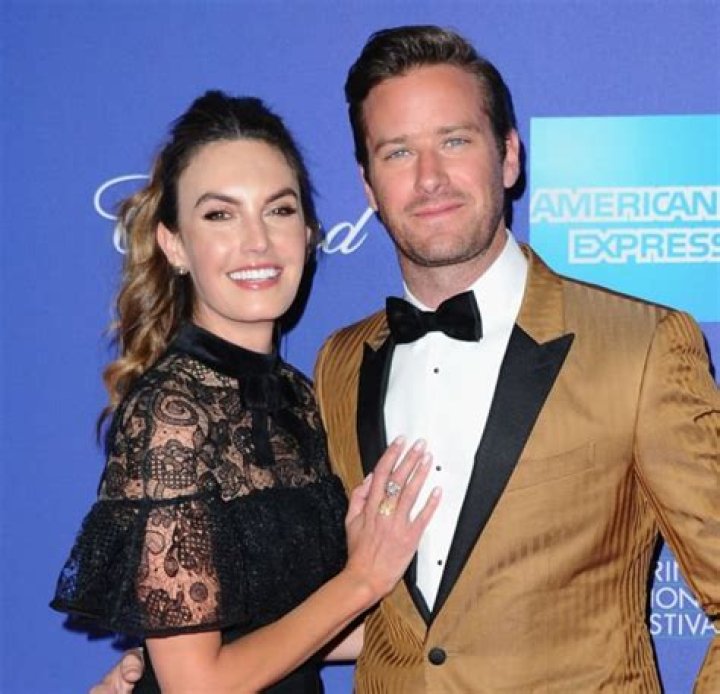 How Rich is Elizabeth Chambers: What is Her Net Worth