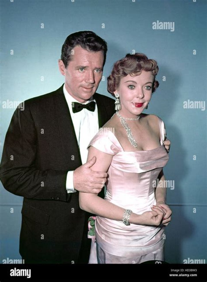Howard Duff