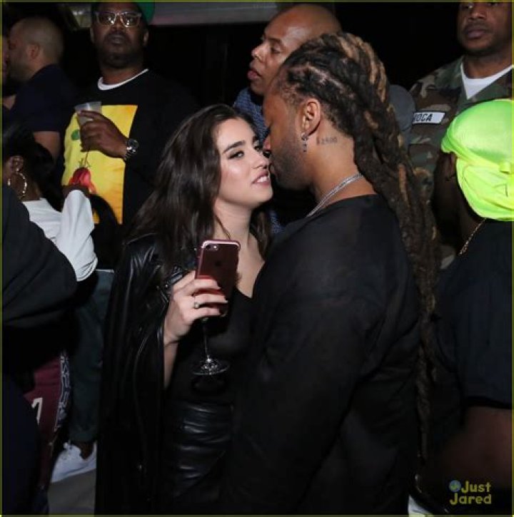Is Dolla Dolla in a relationship?