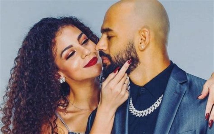 Is Ricochet dating anyone? | Information about Relationships and Families