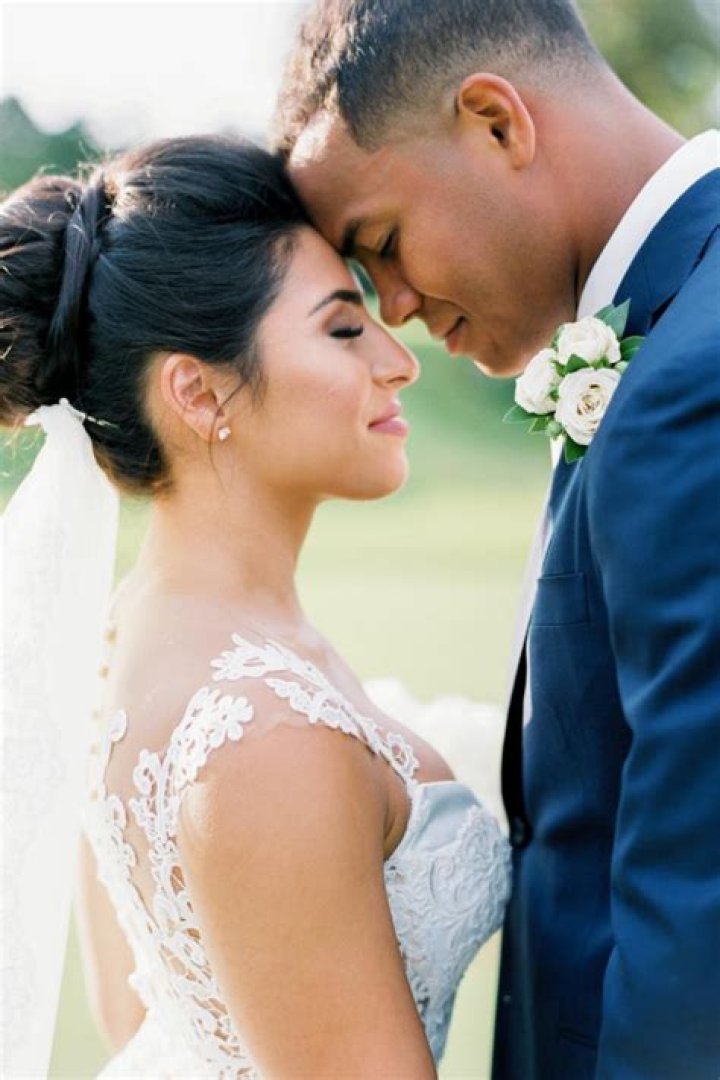 Jordan Hicks Wife: Is Jordan Hicks Married?