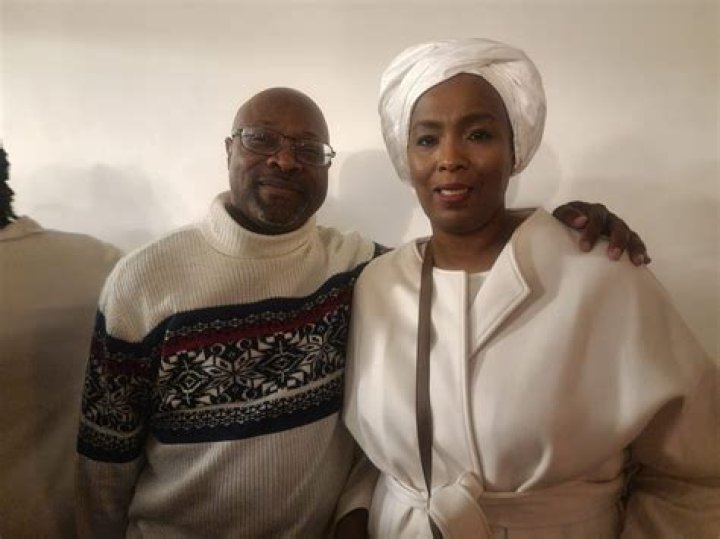 Kalala Omotunde- Wiki, Height, Wife, Net Worth