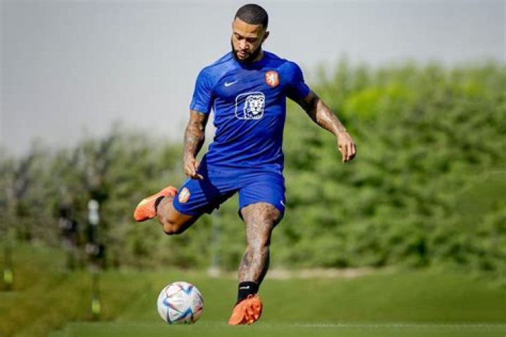 Memphis Depay Bio, Age, Stats, Career, Parent, Net Worth