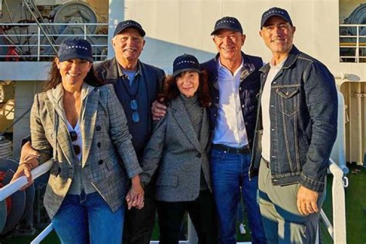 Mike Enriquez Bio, Parents, Wife, Children, Siblings, Net Worth
