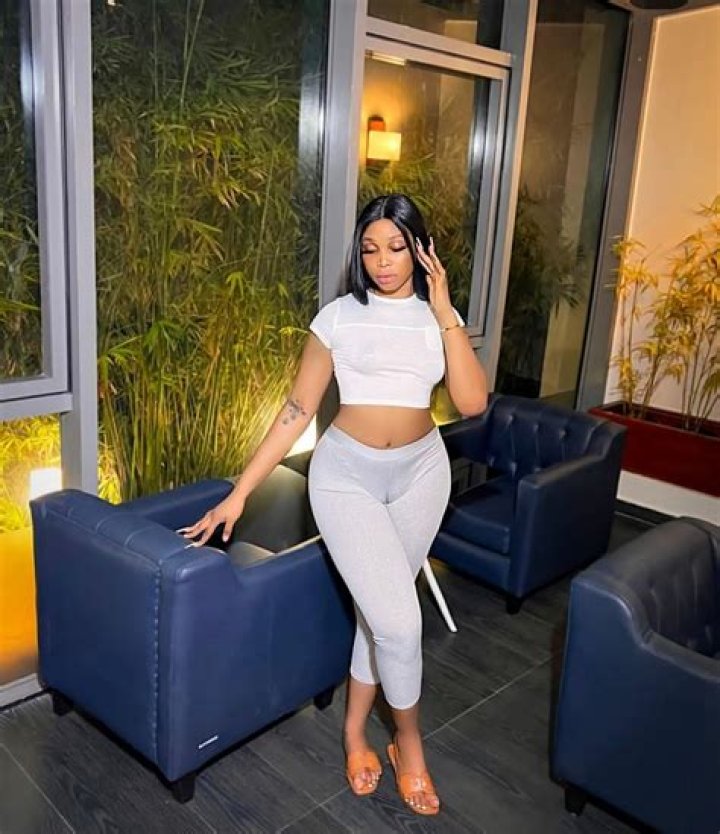 Popular Crossdresser Jay Boogie EXPOSED, See How