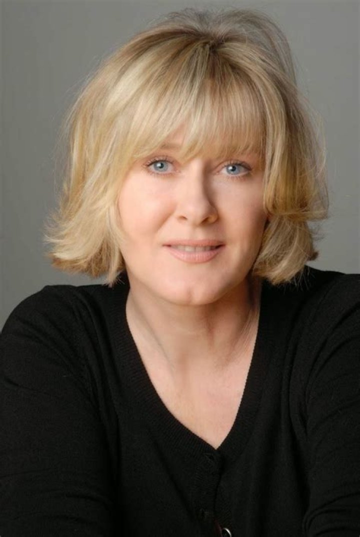Sarah Lancashire Bio, Age, Career, Net Worth, Family