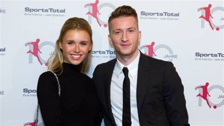 Scarlett Gartmann- Net Worth, Bio, Husband, Children, Height, Career