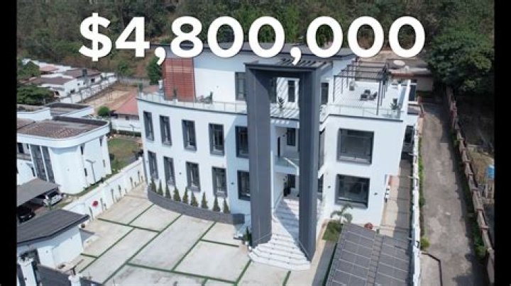 See Photos Of A Former Senator’s Luxurious Mansion In Abuja Which He Acquired In His First Term At Office