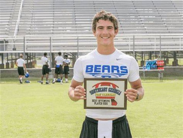 Stetson Bennett Height: How Tall Is Stetson Bennett?