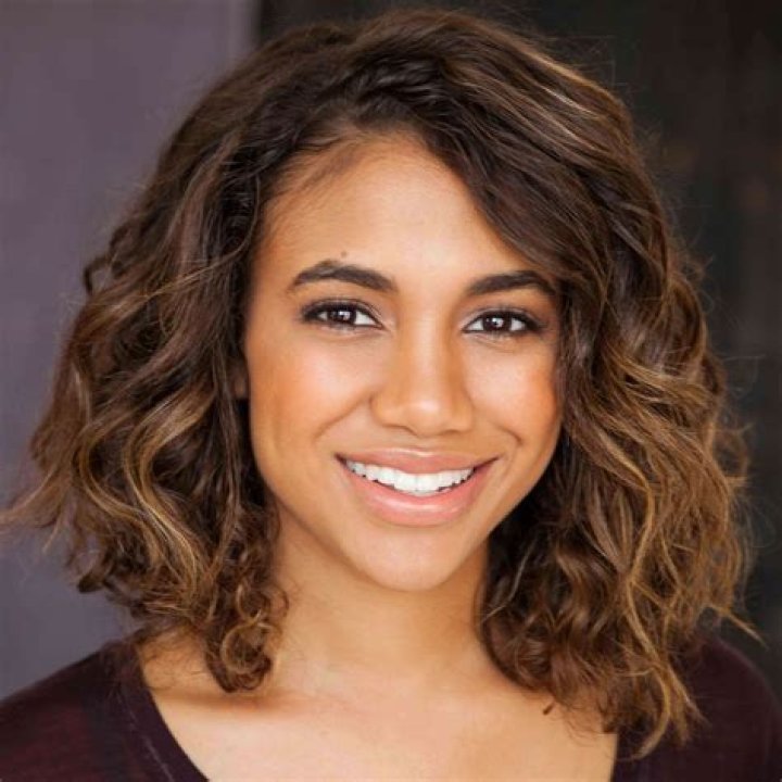 The life story of American Actress Paige Hurd: Biography, Net Worth & More