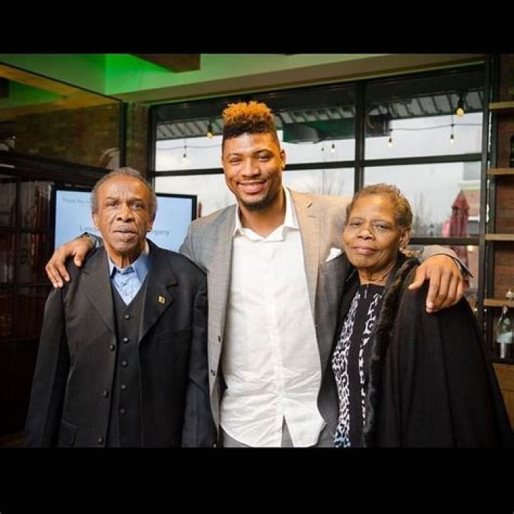 Who are Marcus Smart's Parents?