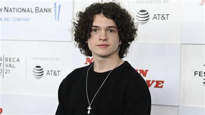 Who is Noah Jupe? Wiki, Height, Net Worth, Girlfriend, Career