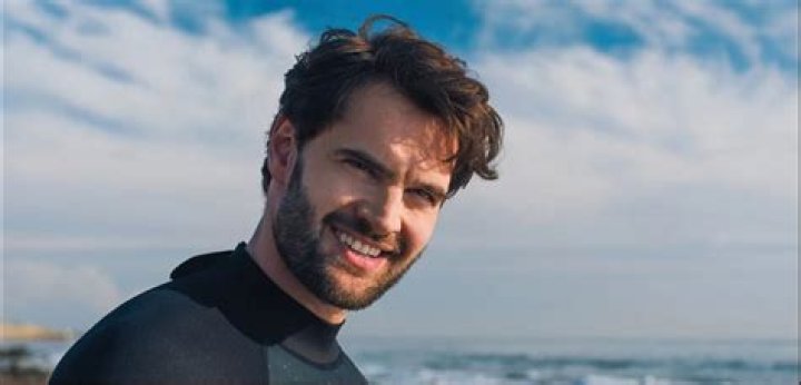 Who Is Tom Bateman Twin Merlin Bateman: Siblings And Family