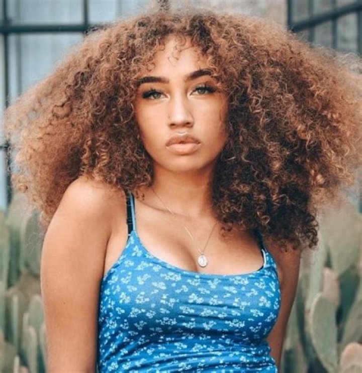Yasmeen Nicole
